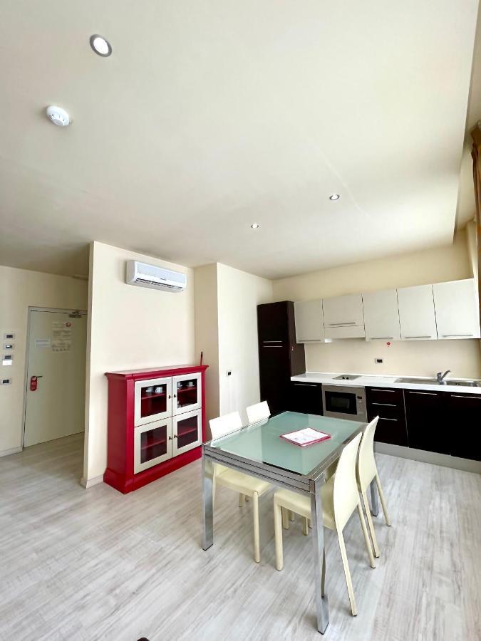 Residence Diamanterosso Терни Екстериор снимка