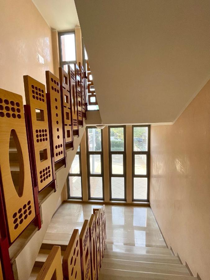 Residence Diamanterosso Терни Екстериор снимка