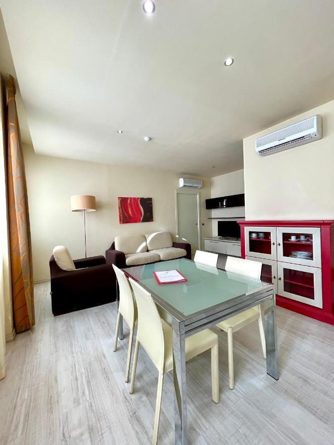 Residence Diamanterosso Терни Екстериор снимка