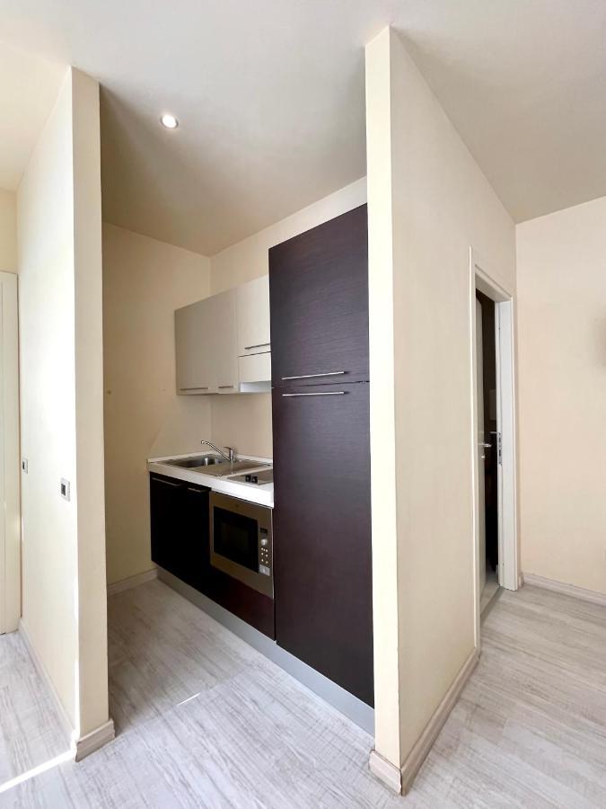 Residence Diamanterosso Терни Екстериор снимка