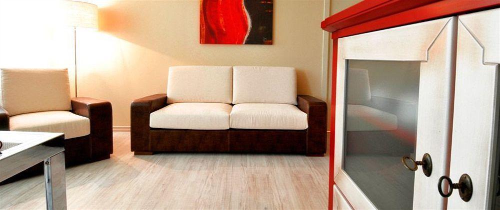 Residence Diamanterosso Терни Екстериор снимка