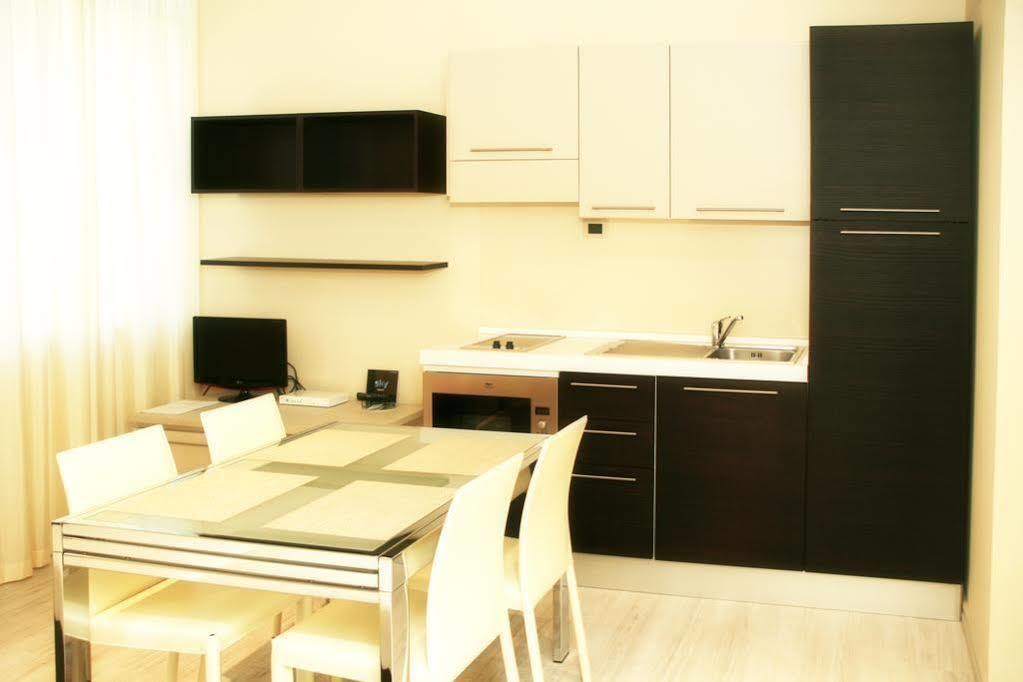 Residence Diamanterosso Терни Екстериор снимка