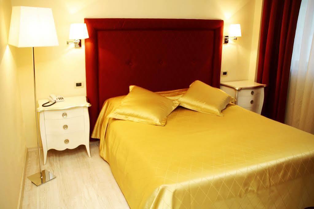 Residence Diamanterosso Терни Екстериор снимка